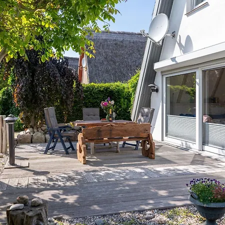 Finnhuette Reet Und Casa de Férias Börgerende-Rethwisch